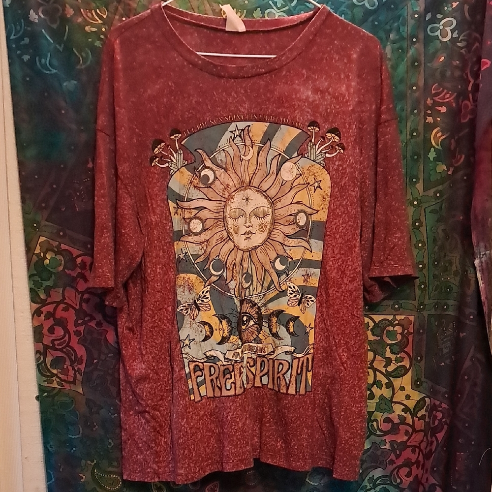 No Boundaries Maroon Speckled Tee